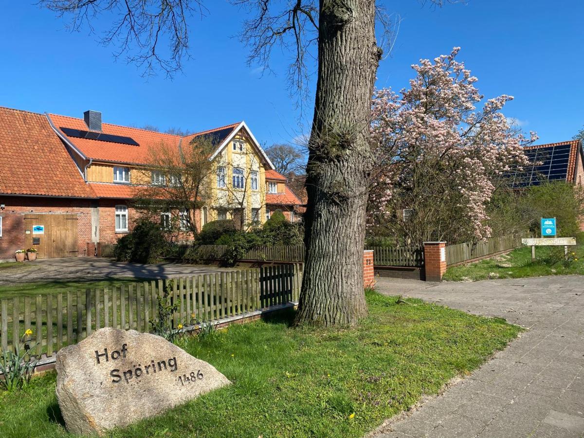Апартаменты Neulandhof Spoering Вальсроде Экстерьер фото